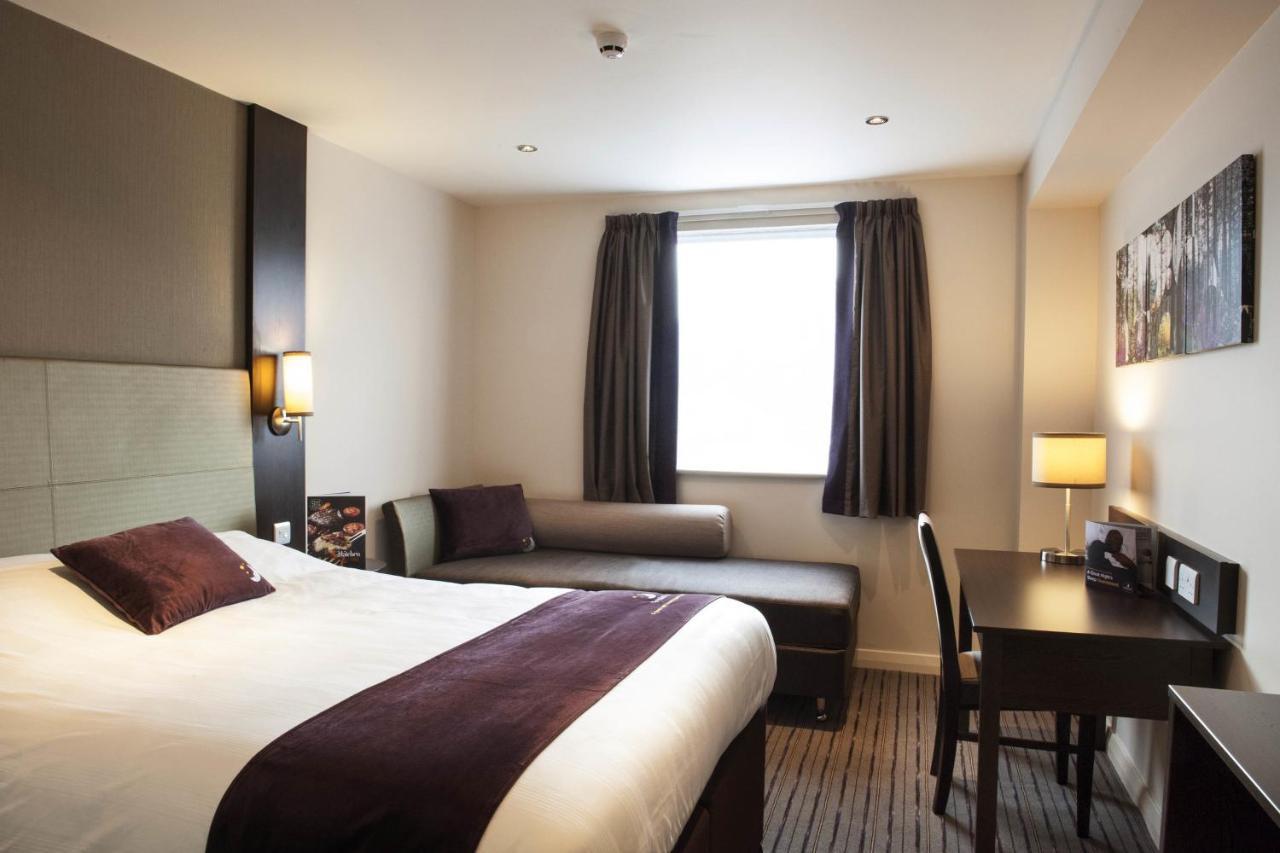 Premier Inn London Greenford Dış mekan fotoğraf